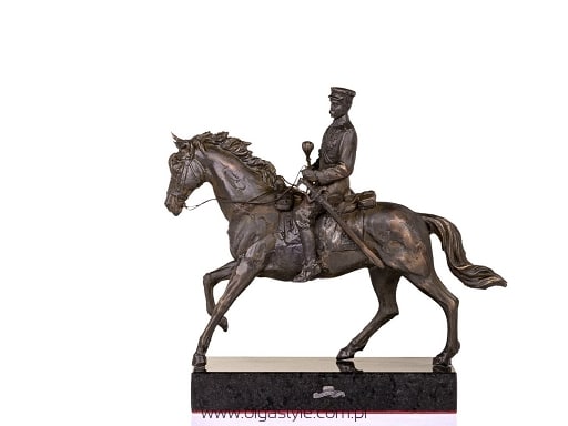 rzeźba Piłsudzki na koniu