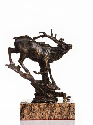 Rzeźba z brązu " Jeleń na rykowisku " OSA-023